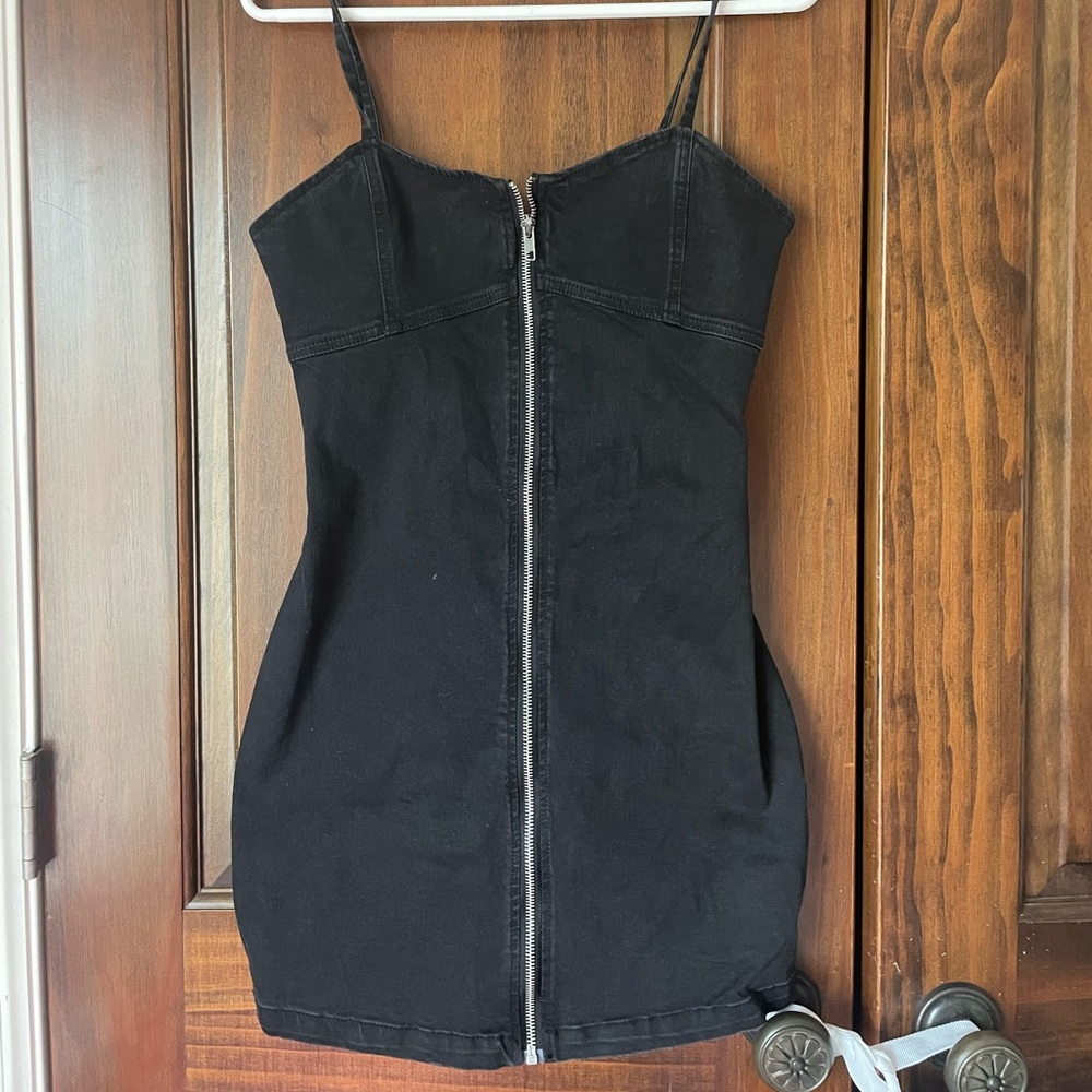 Forever 21 Black mini dress